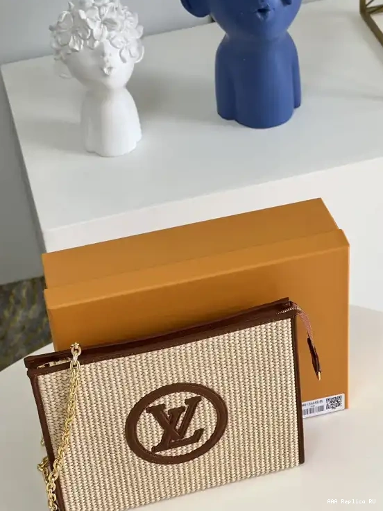 Aaa replica ru VUITTON ON TOILETRY CHAIN POUCH LOUIS 0502